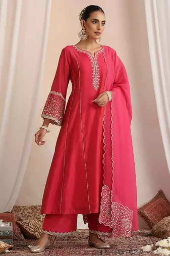 Magenta embroidered chanderi kurta set