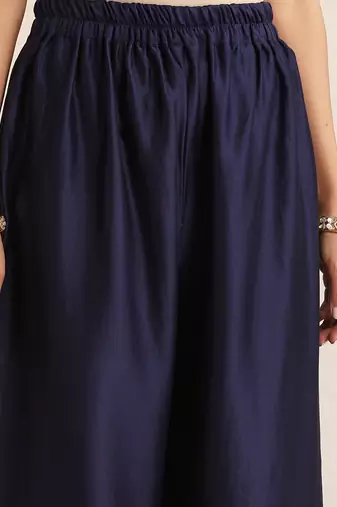 Blue embroidered chanderi kurta set