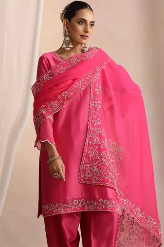 Pink embroidered chanderi kurta set