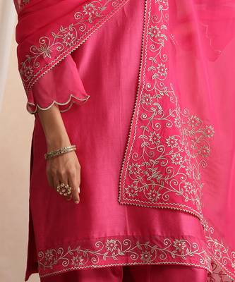 Pink embroidered chanderi kurta set 5