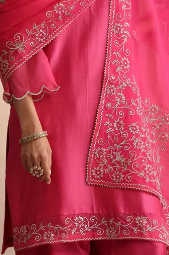 Pink embroidered chanderi kurta set