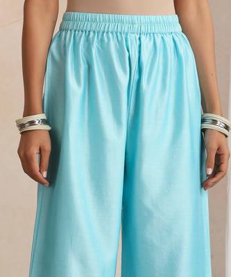 Blue embroidered chanderi kurta set 3