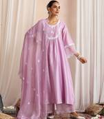 Lavender embroidered chanderi kurta set