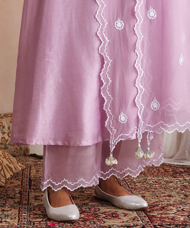 Lavender embroidered chanderi kurta set