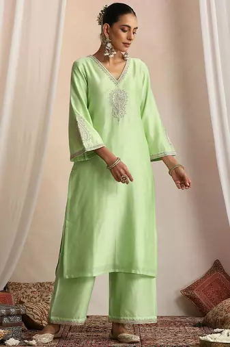Green embroidered chanderi kurta set
