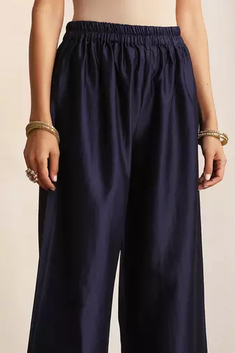 Blue embroidered chanderi kurta set