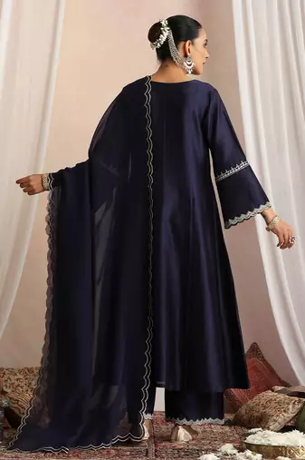 Blue embroidered chanderi kurta set