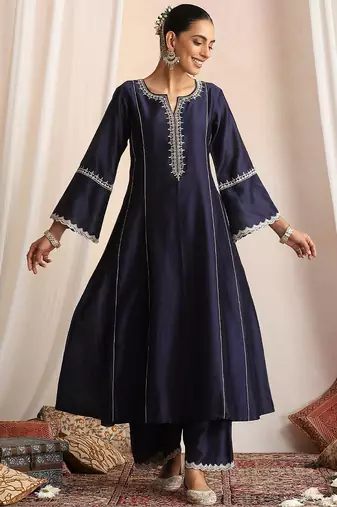 Blue embroidered chanderi kurta set