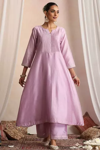 Lavender embroidered chanderi kurta set