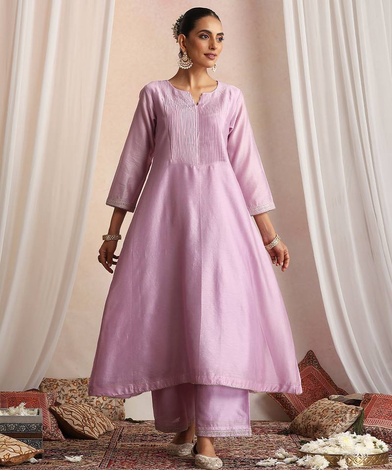 Lavender embroidered chanderi kurta set