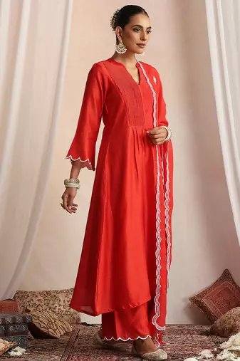 Red embroidered chanderi kurta set