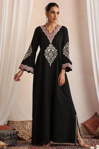 Black embroidered cotton kaftan