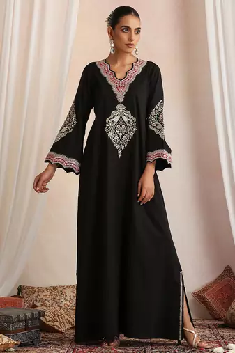 Black embroidered cotton kaftan