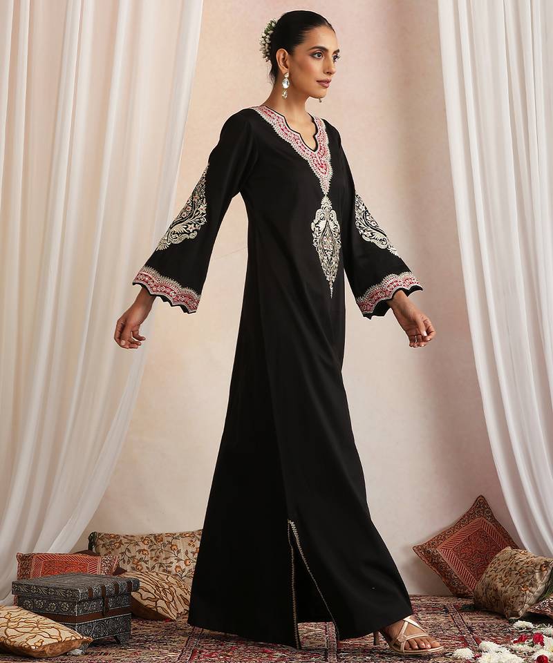 Black embroidered cotton kaftan