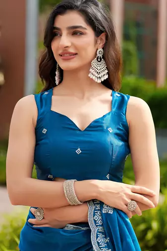 embroidery work shimmer chiffon saree with unstitched blouse