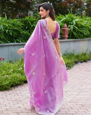 Light pink embroidery work shimmer chiffon saree with unstitched blouse 4