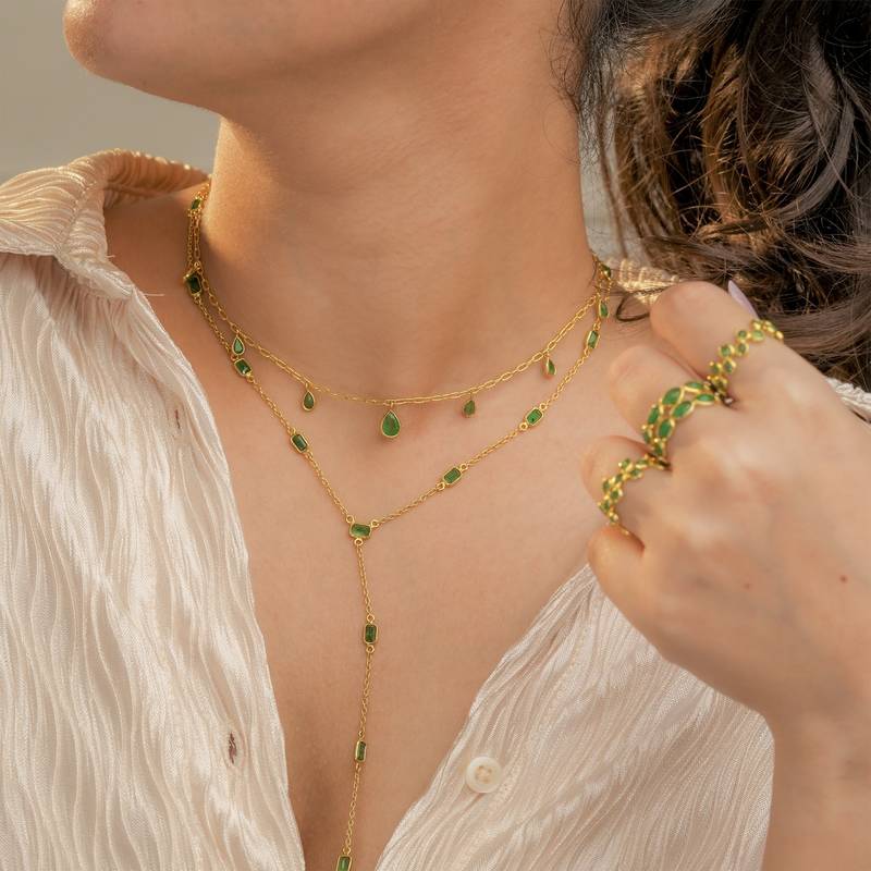 Emerald charm choker with pear emeralds in 18k gold-plated 925 silver