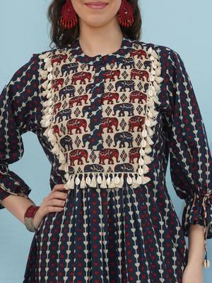 Women's  embellishment blue printed coord set 3