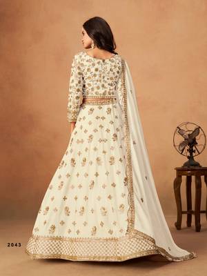 white organza lehenga set with choli and dupatta 3