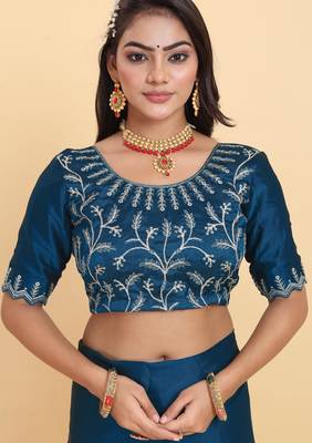 morpich georgette saree with embroidered border 4