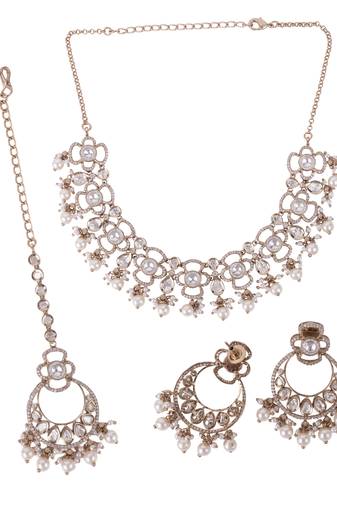 Round & oval shape white kundan stone gold plated brass choker necklace set with maang tikkka for women