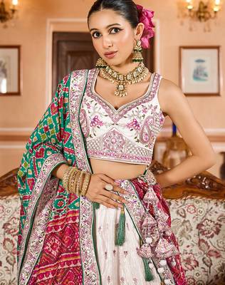 Cream Tissue Fabric Sequins embroidery Semi Stitched Lehenga & Unstitched Blouse With Green Color Dupatta 3