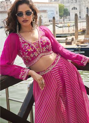 Pink viscose jacquard silk embroidered western Palazzo suit 3