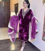 Purple velvet straight suit stitched