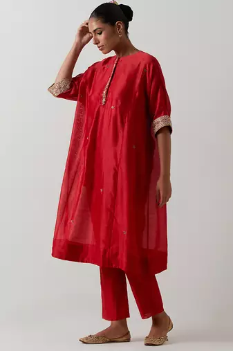 Red plain chanderi kurta set