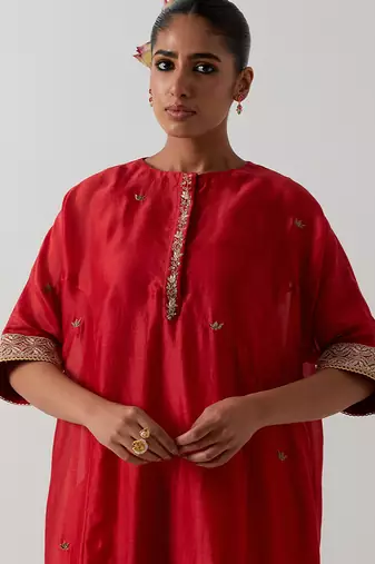 Red plain chanderi kurta set