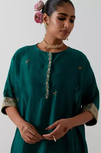 Green embroidered chanderi kurta set