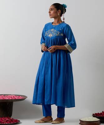 Blue embroidered chanderi anarkali set 3