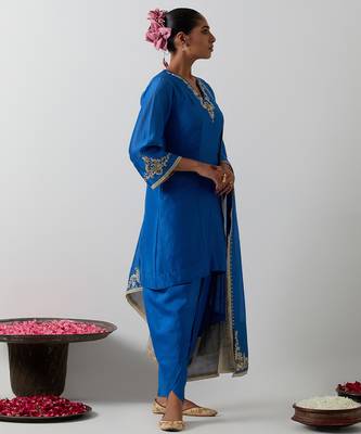 Blue embroidered chanderi kurta set 4