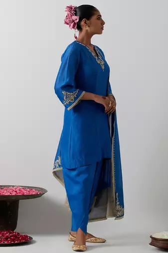 Blue embroidered chanderi kurta set