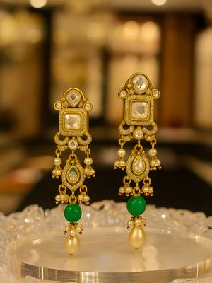 Traditional green & red beaded kundan jewelry set 2