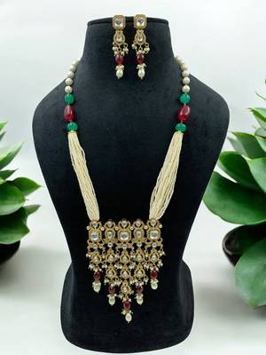 Regal charm layered kundan necklace with earrings 3