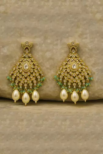 Elegant green beaded kundan necklace set with pearl drops