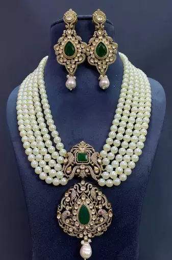 Royal pearl and green stone kundan necklace set