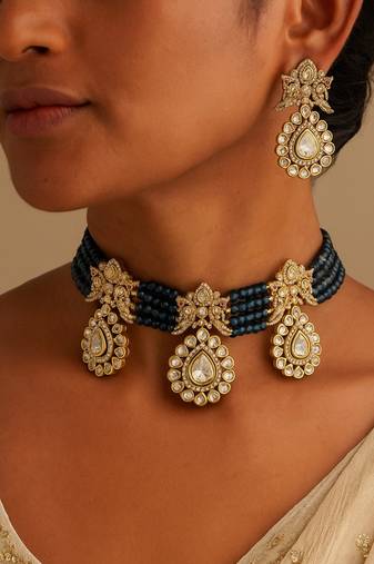 Elegant onyx beaded victorian necklace set with moissanite polki cz