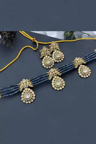 Elegant onyx beaded victorian necklace set with moissanite polki cz