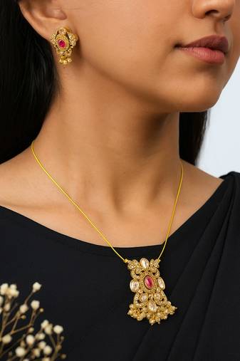 Stylish cz & moissanite polki pendant necklace set in premium brass