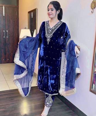 Royal blue velvet straight suit stitched 1