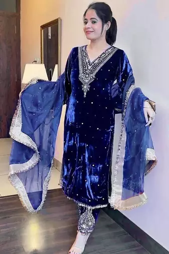 Royal blue velvet straight suit stitched