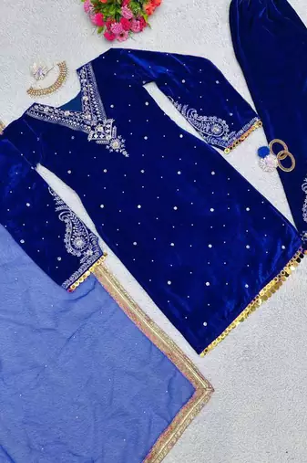 Royal blue velvet straight suit stitched