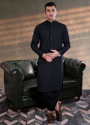Black embroidered cotton kurta set 1