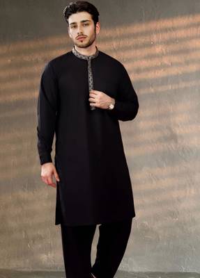 Black embroidered cotton kurta set 2