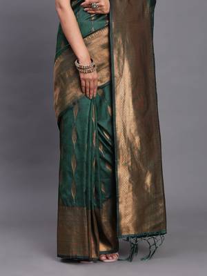 drrk green color  art silk blend zari woven work saree  4