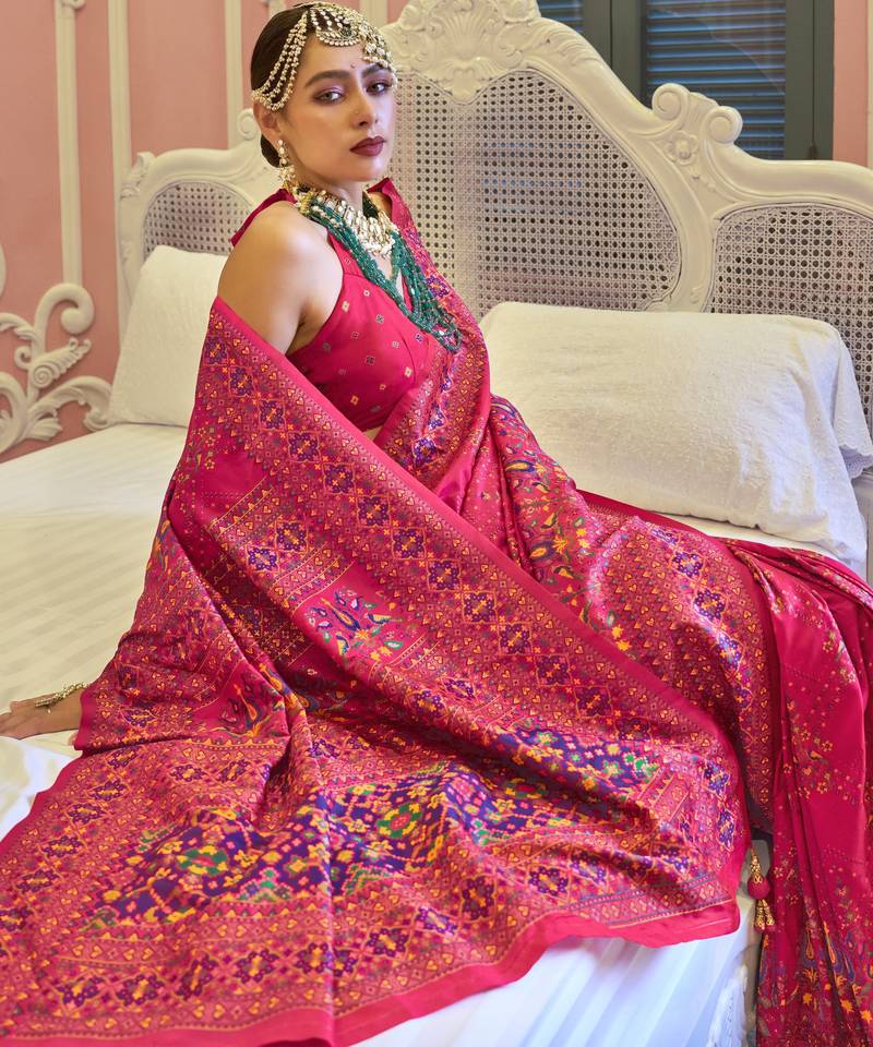 Rani pink color majestic kashmiri design banarasi silk saree with meenakari weaving | premium festival & party wear