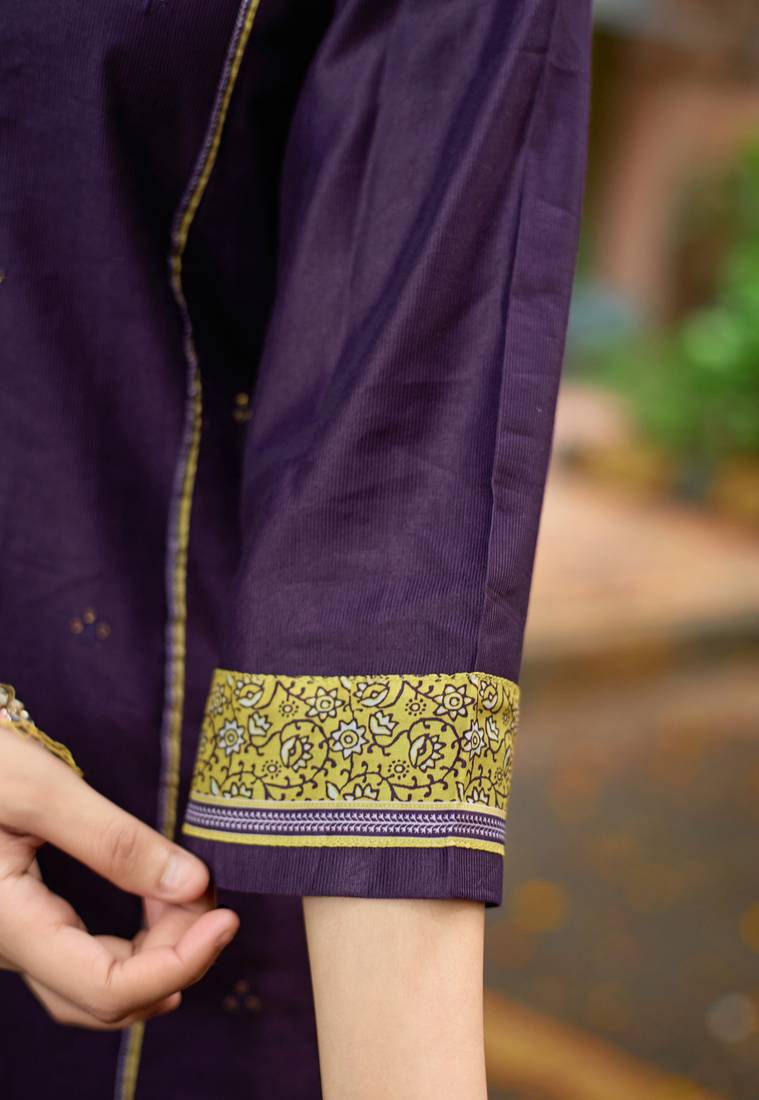 Women Barline Viscose & Handwork Kurta With Trousers And Dupatta