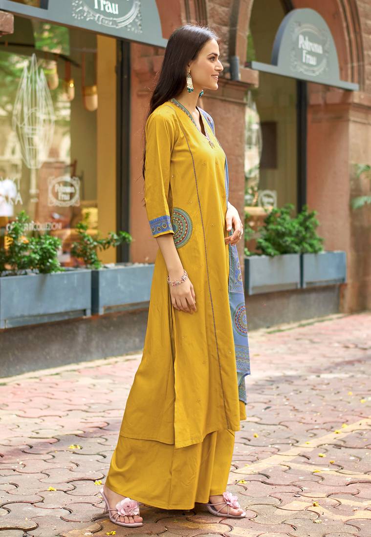Women Barline Viscose & Handwork Kurta With Trousers And Dupatta